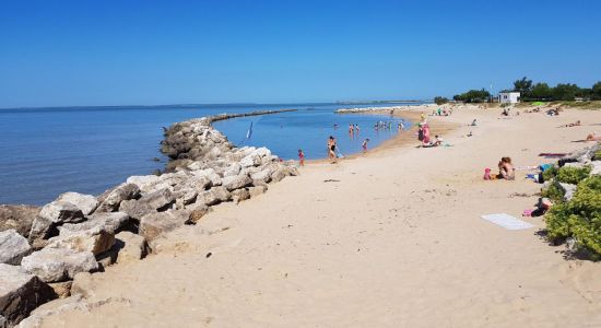 Plage Port-des-Barques