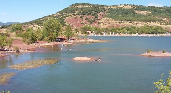 Plage du lac Salagou