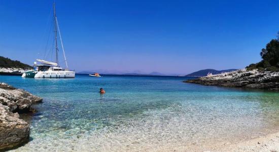 Kimilia beach
