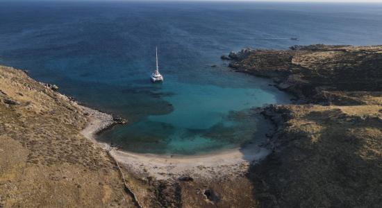 Pikrangouria Beach