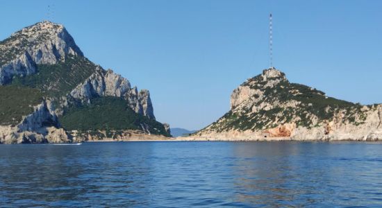 Cala del Faro Beach