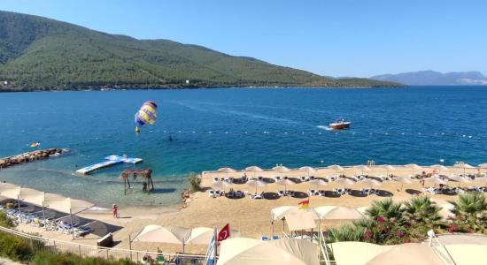La Blanche Island Beach