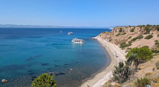 Badavut Kayaliklari Beach