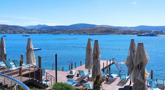 Aura Residence Beach