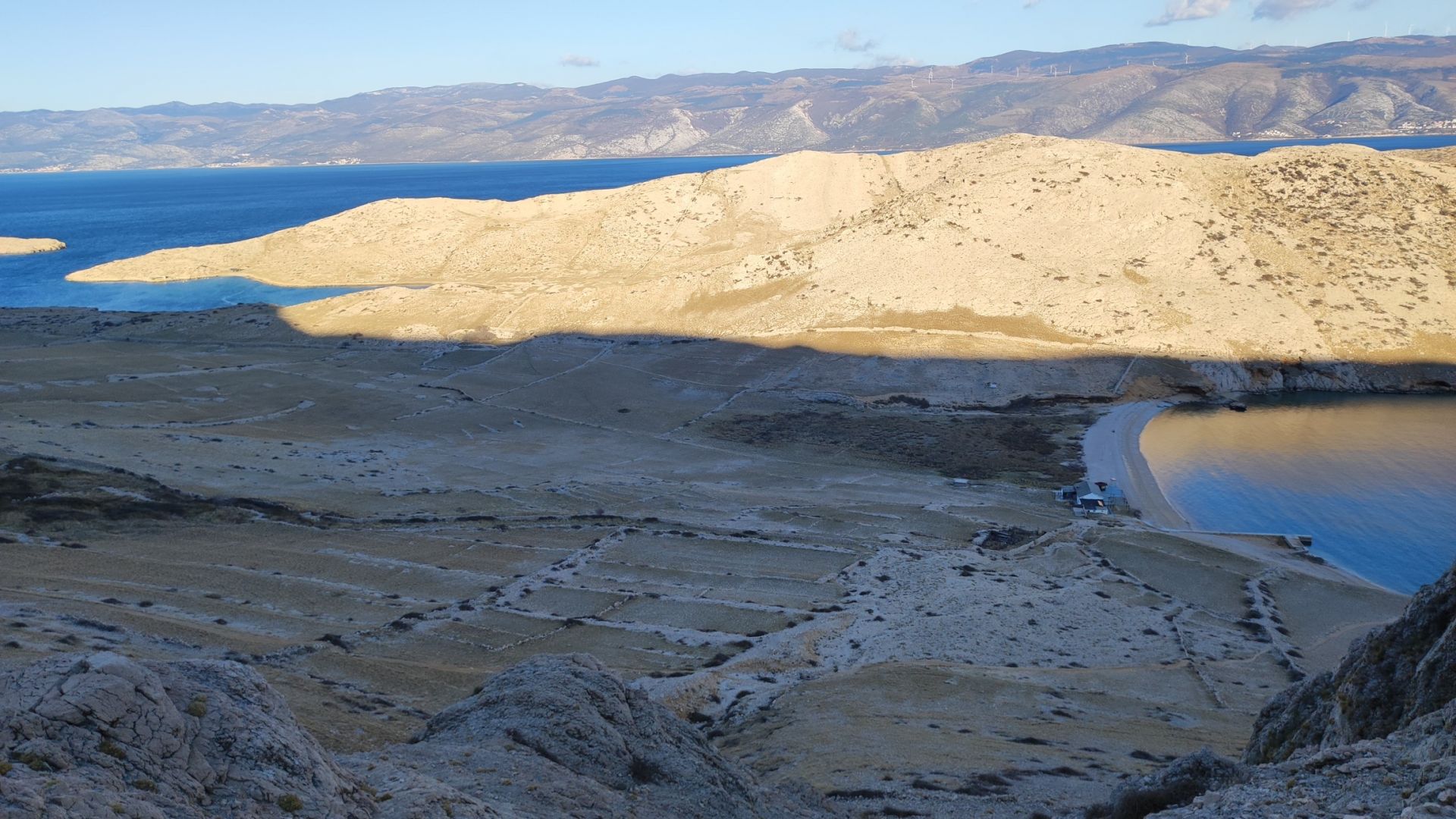 Foto von Vela Luka Strand befindet sich in natürlicher umgebung