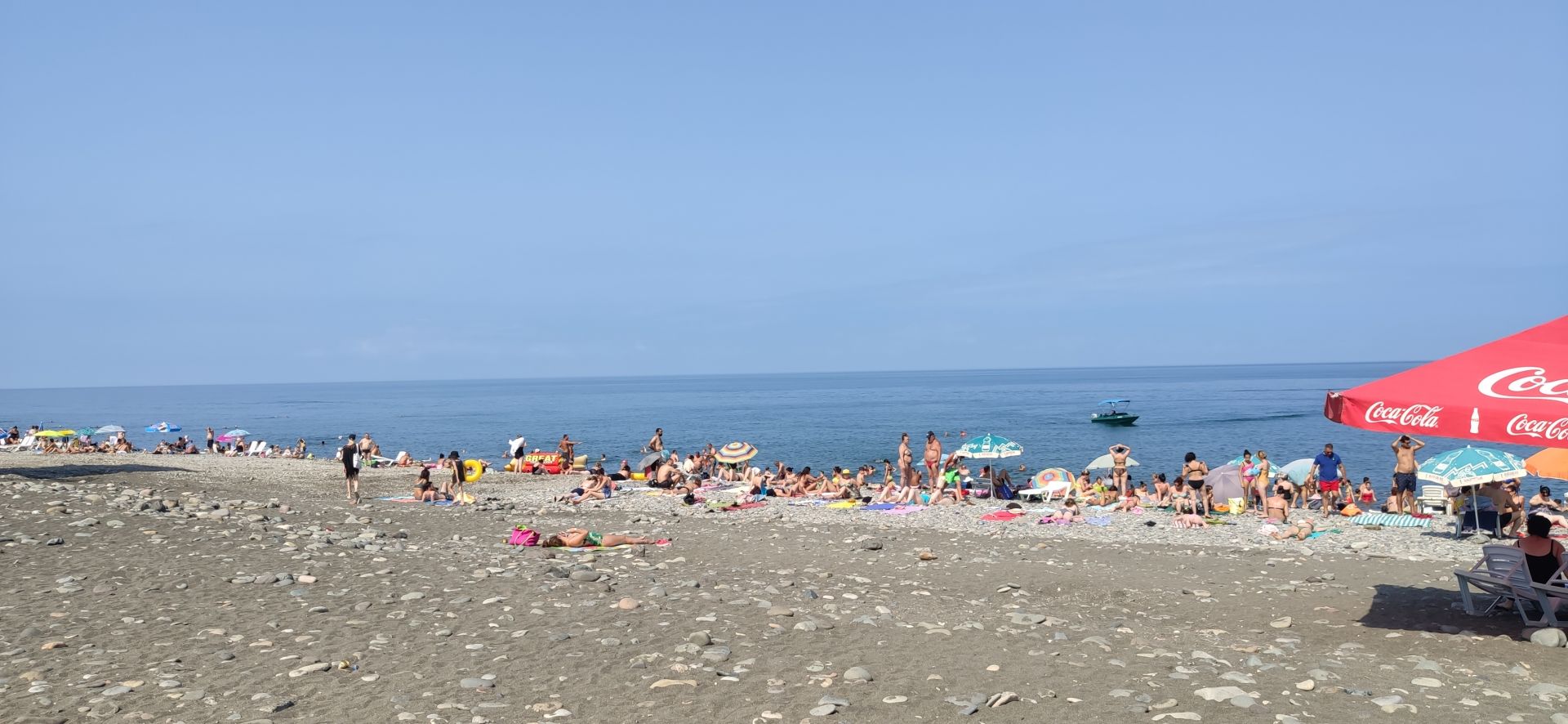 Foto von Batumi beach mit etwas sauber Sauberkeitsgrad