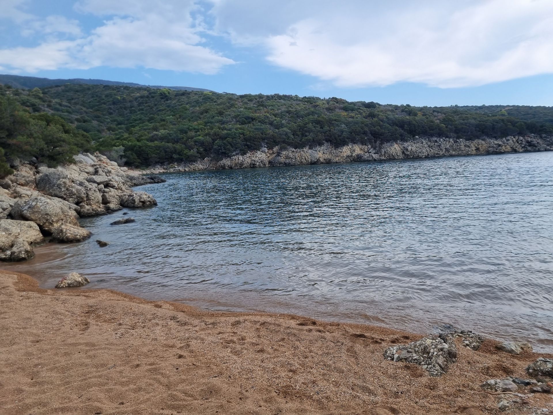 Foto von Marathi III beach - beliebter Ort unter Entspannungskennern