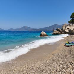 Foto von Blue Cave beach wilde gegend