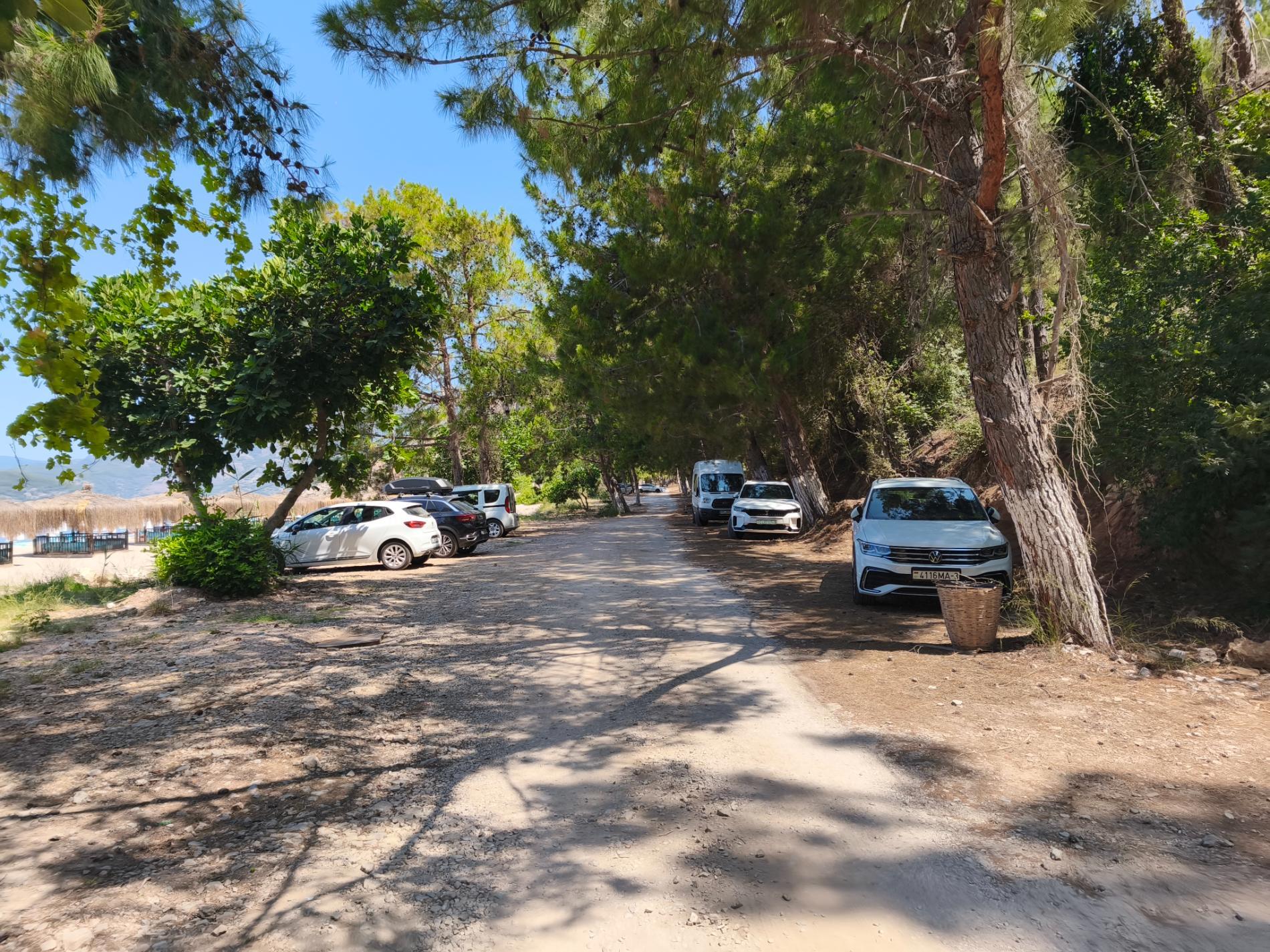Foto von Kidrak Strand mit sehr sauber Sauberkeitsgrad