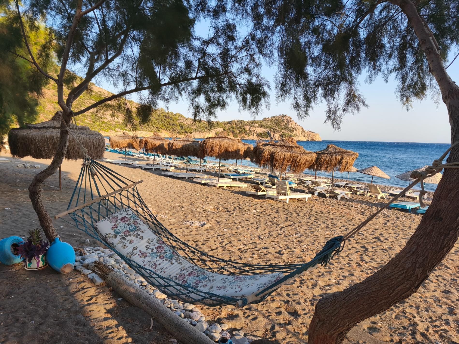 Foto von Ovabuku beach mit sehr sauber Sauberkeitsgrad