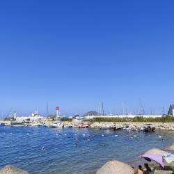 Foto von Turgutreis beach und die siedlung