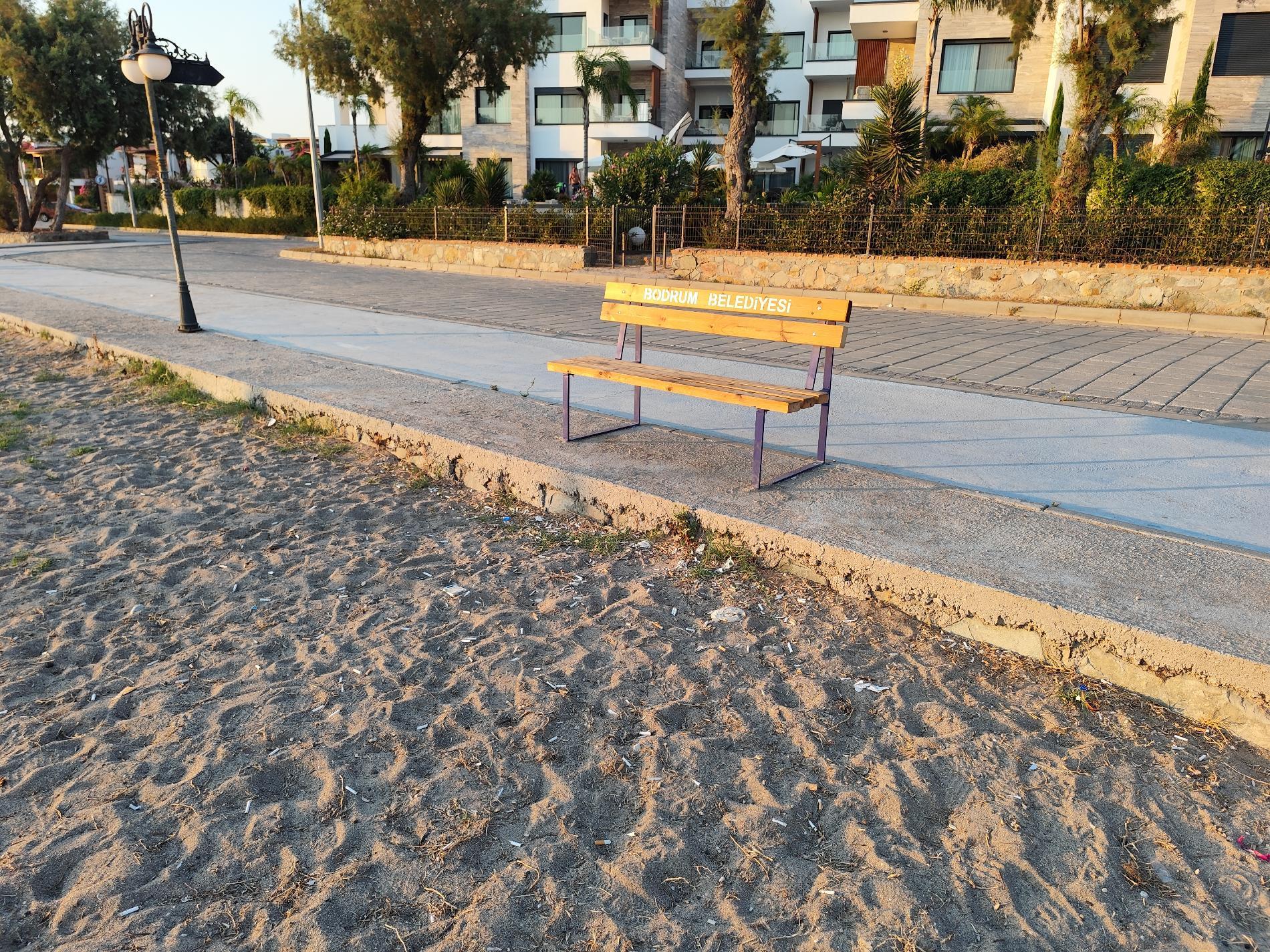 Foto von Ayvan beach III mit sehr sauber Sauberkeitsgrad