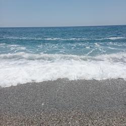 Foto von Macar beach mit geräumige küstenlinie