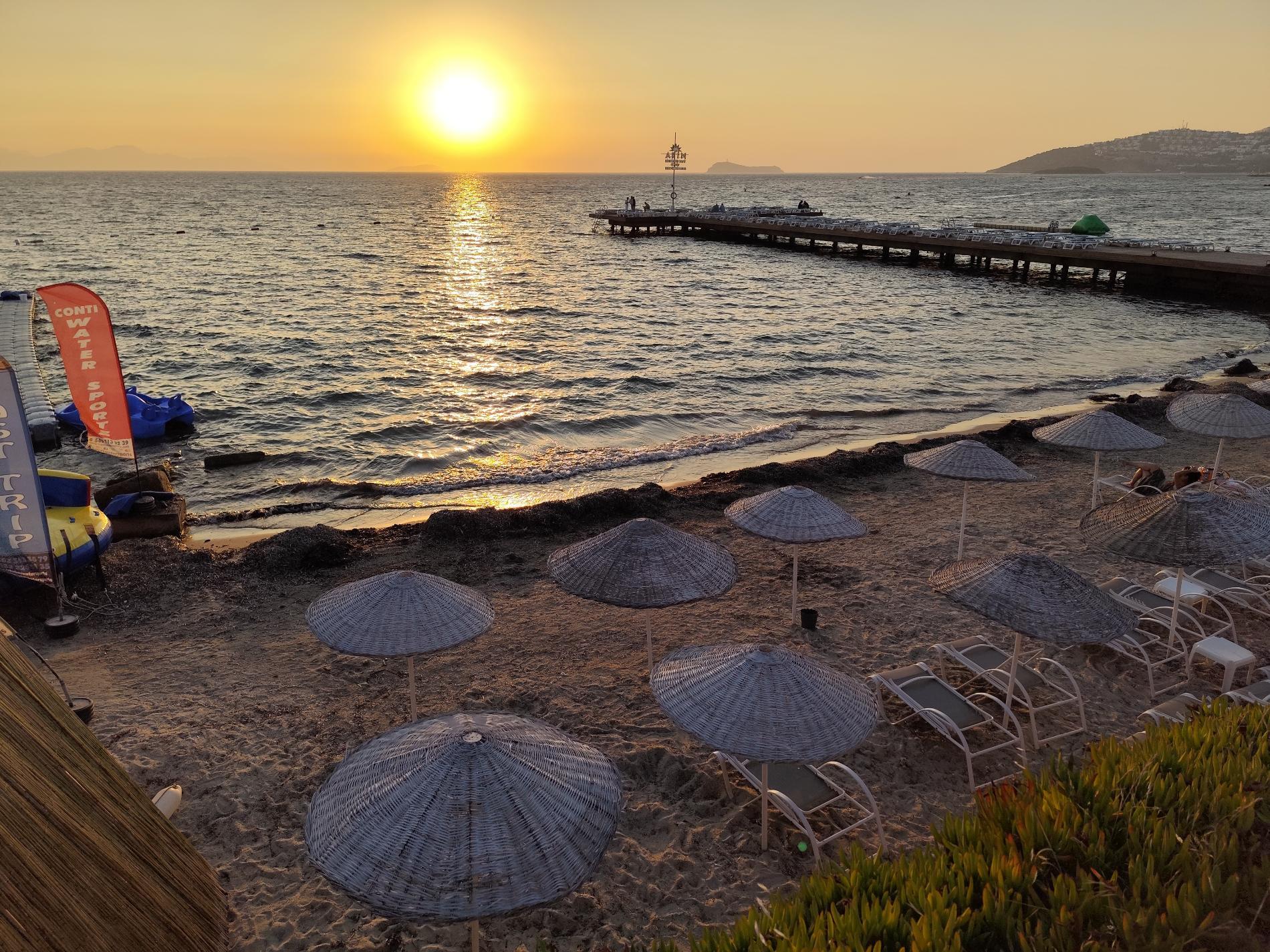 Foto von Arin Beach hotelbereich